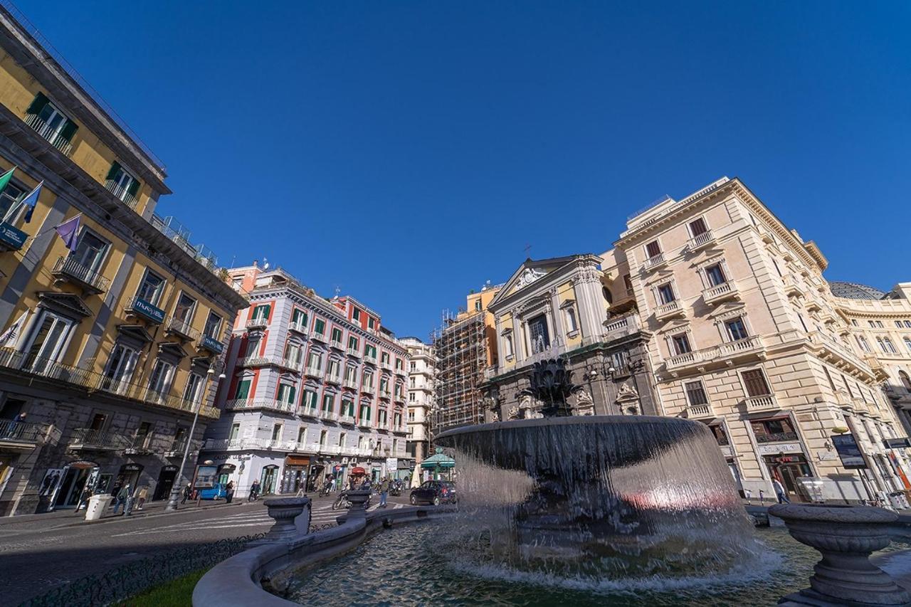 Hotel Royal Art H. Duomo, Napoli Centro Esterno foto Piazza della Scala