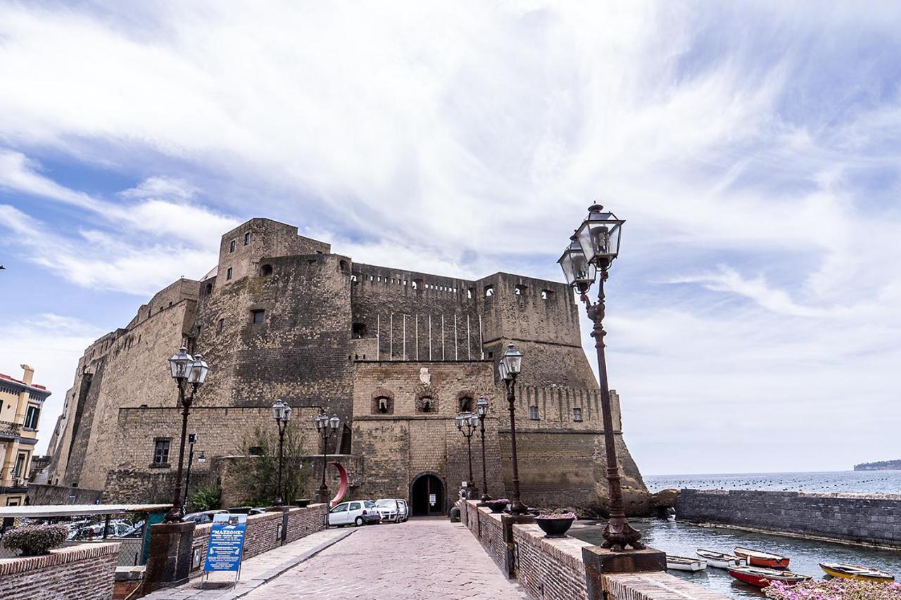 Hotel Royal Art H. Duomo, Napoli Centro Esterno foto The Castle of Ortona