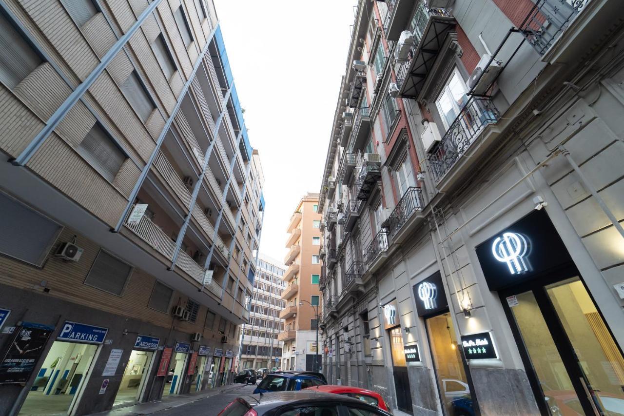 Hotel Royal Art H. Duomo, Napoli Centro Esterno foto Via della Spiga