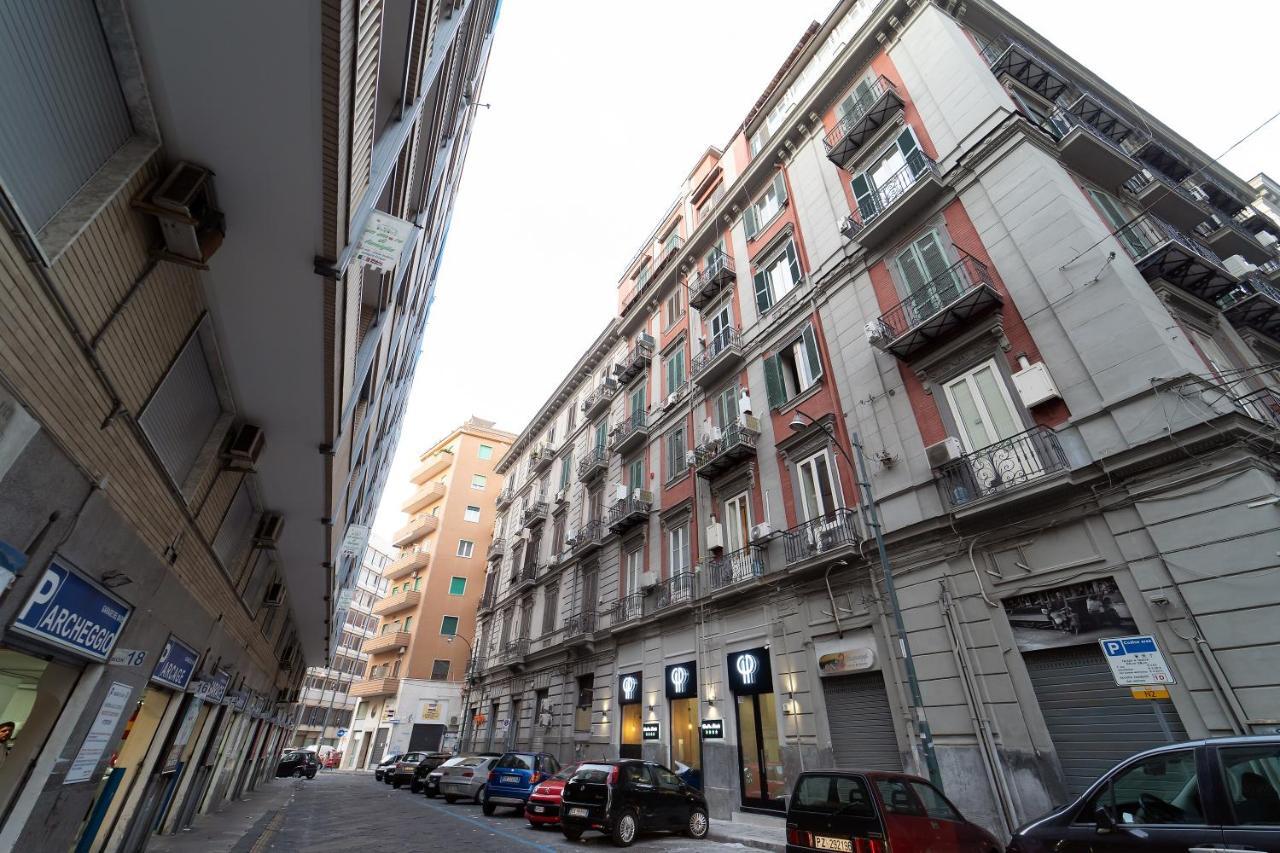 Hotel Royal Art H. Duomo, Napoli Centro Esterno foto A street in San Lorenzo